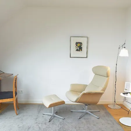 Tor Zum Apartment