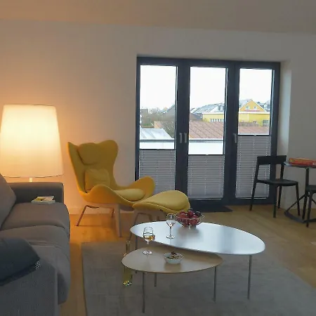 Tor Zum Apartment